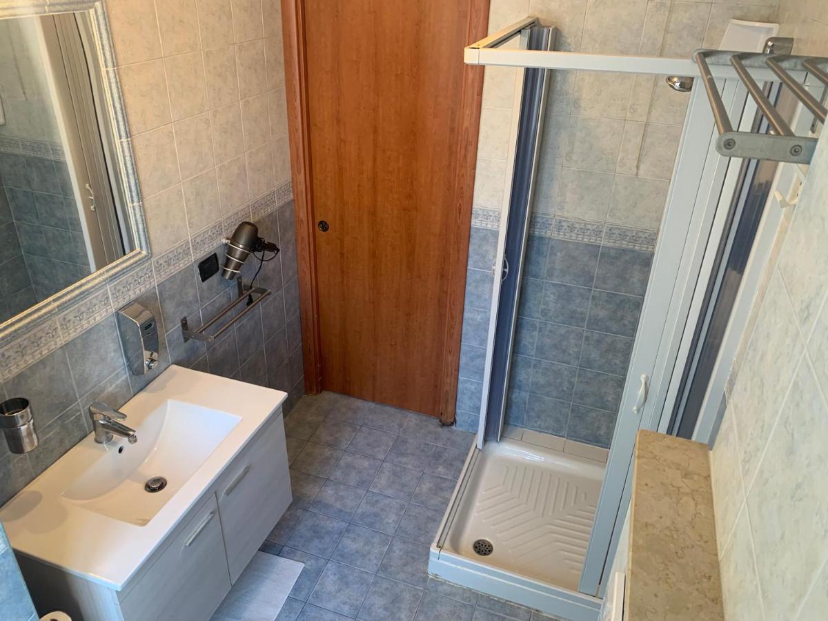 Tuanis Hotell Napoli Eksteriør bilde